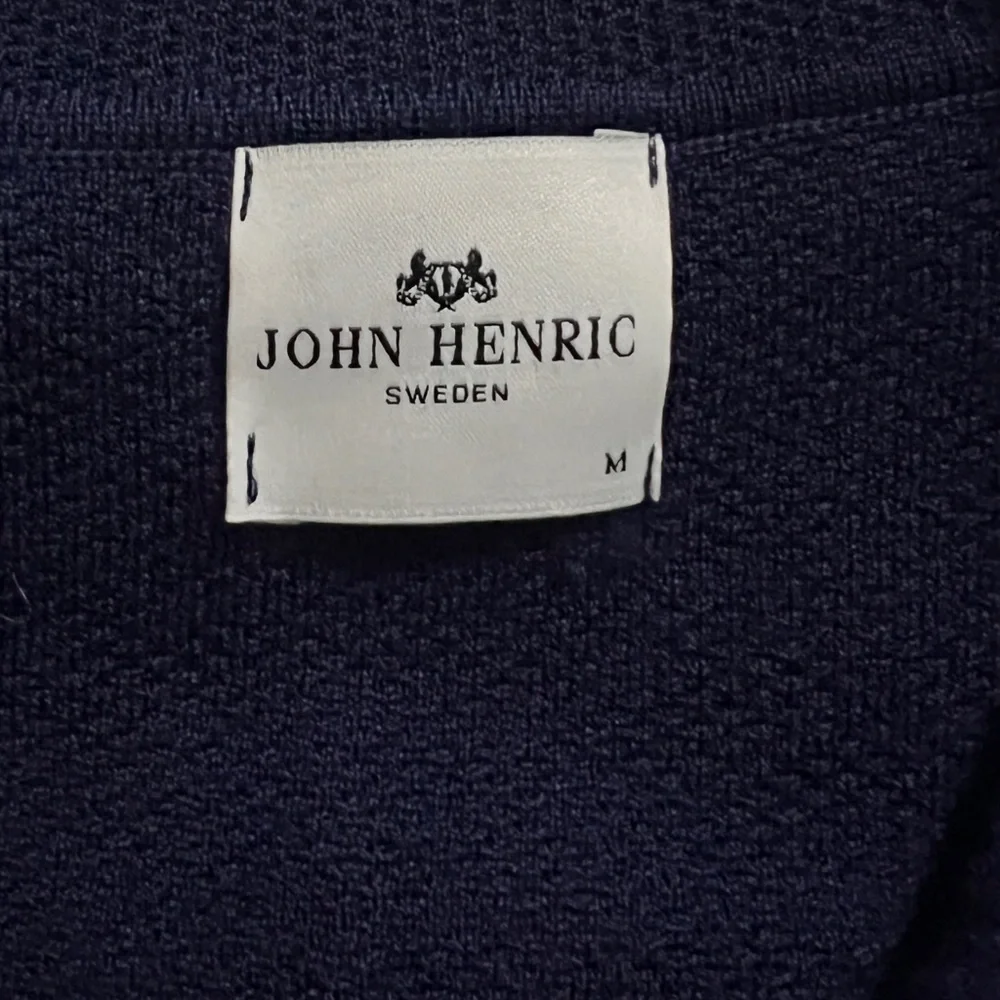 John Henric Sweden 100% marina wool Navy sweater/cardigan men’s Medium